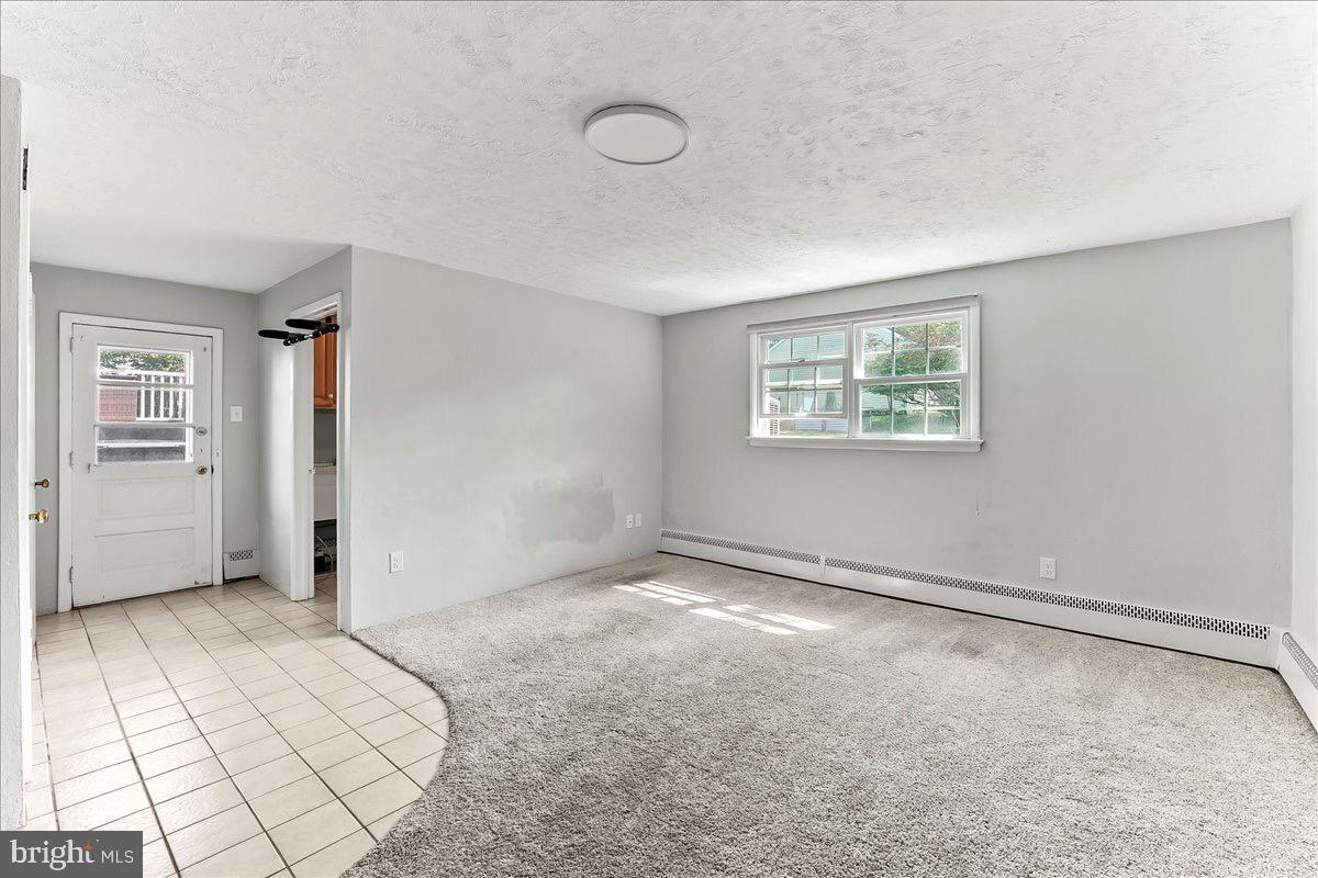 BLUE BELL GDNS - Residential