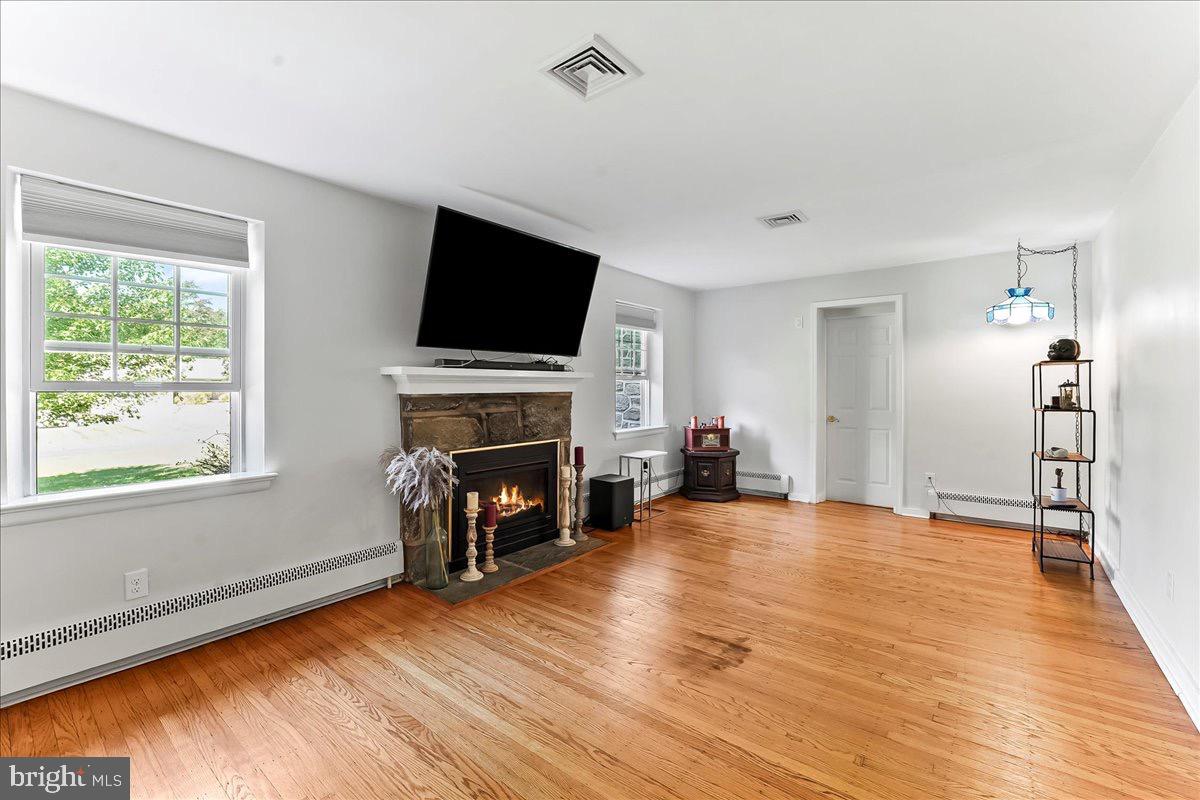 1014 STONYBROOK DRIVE