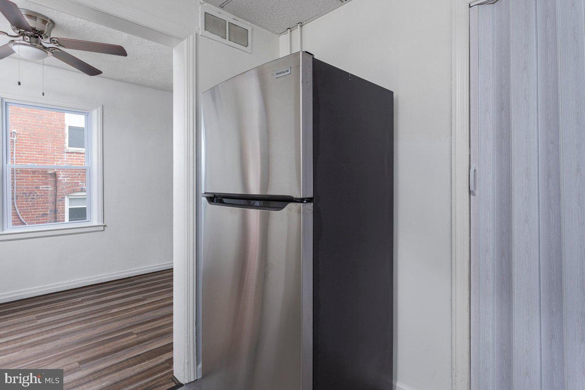 ARUNDEL VILLAGE - Residential Lease