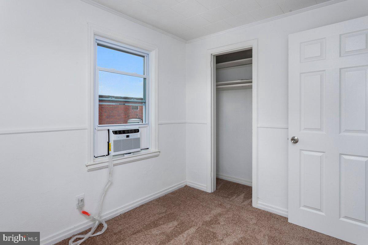 ARUNDEL VILLAGE - Residential Lease