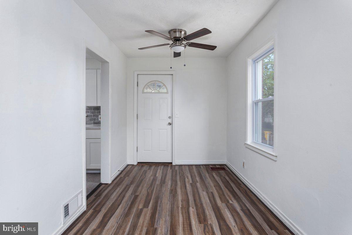 ARUNDEL VILLAGE - Residential Lease