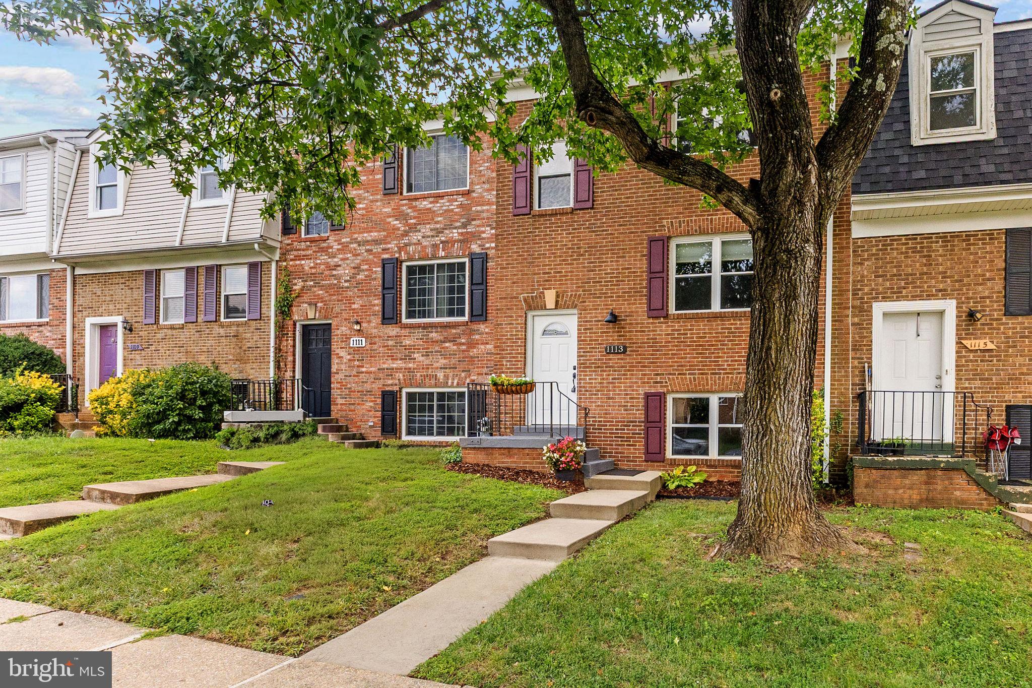 1113 THOMAS JEFFERSON PLACE