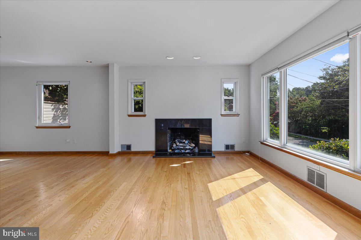 CHEVERLY - Residential