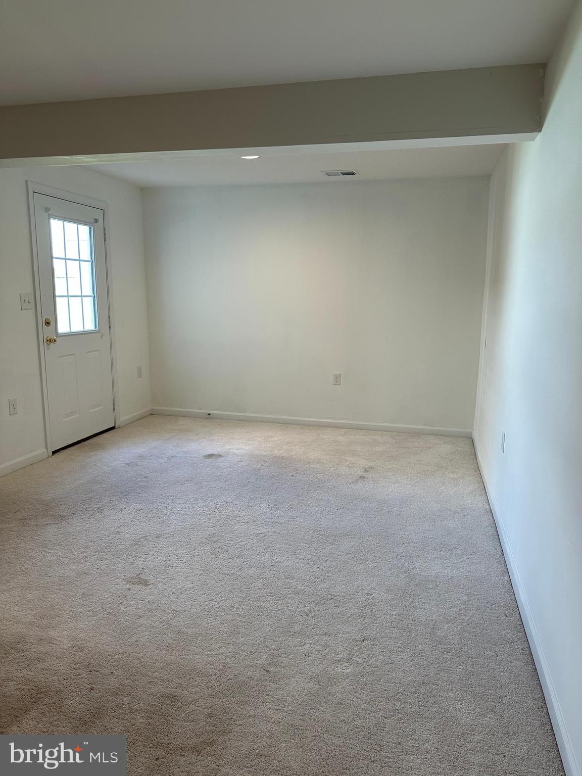 BRIAR RUN - Residential Lease