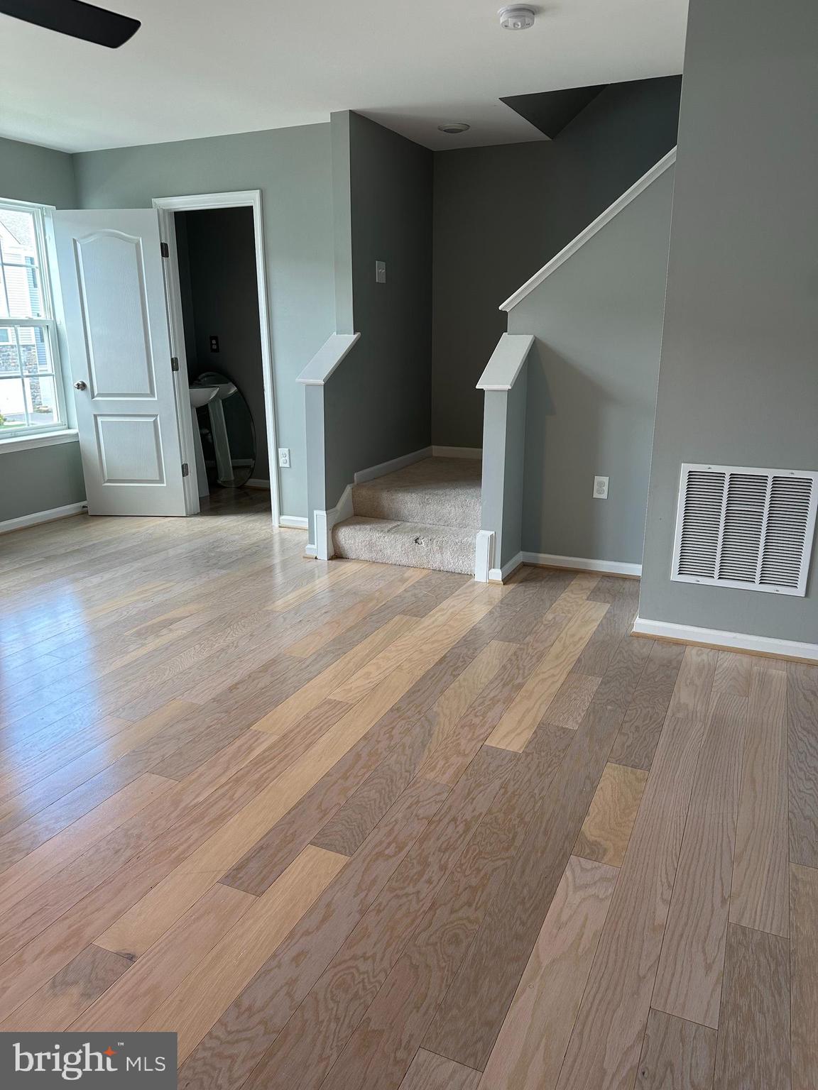 BRIAR RUN - Residential Lease