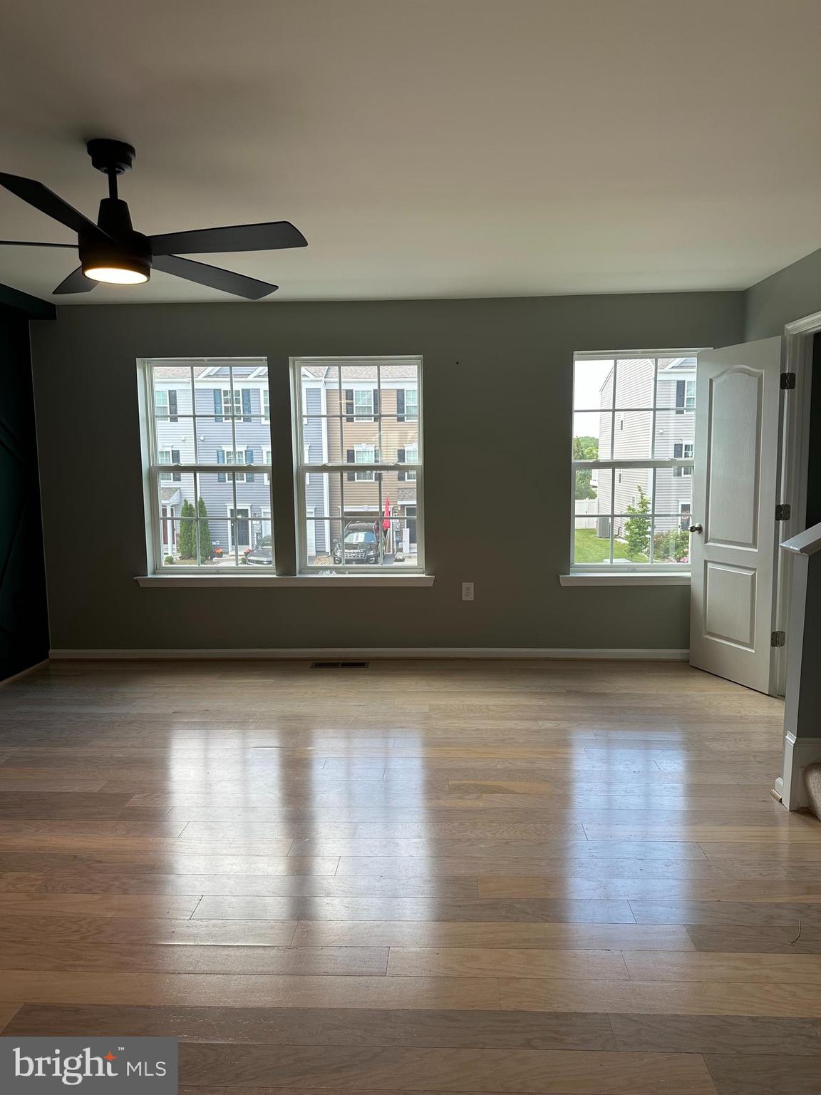 BRIAR RUN - Residential Lease