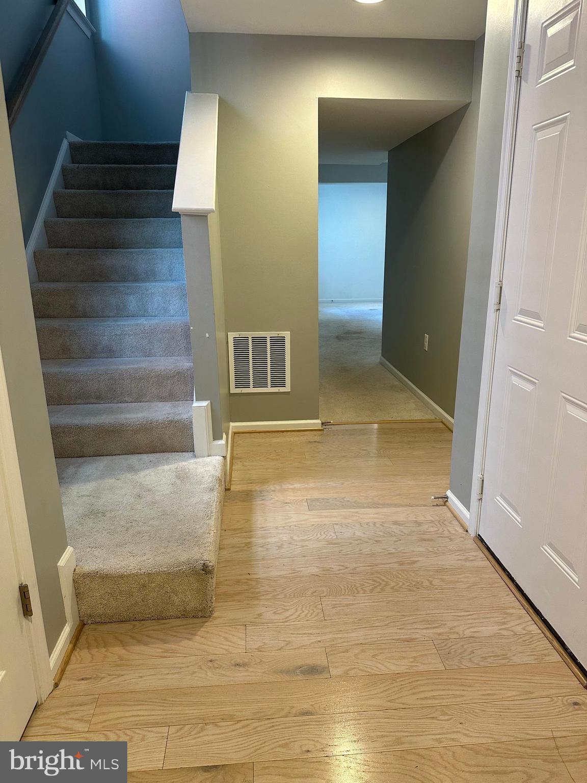 BRIAR RUN - Residential Lease