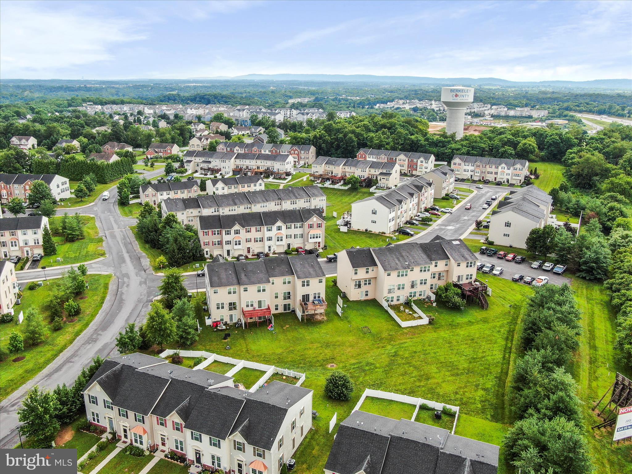 BROOKFIELD - Residential