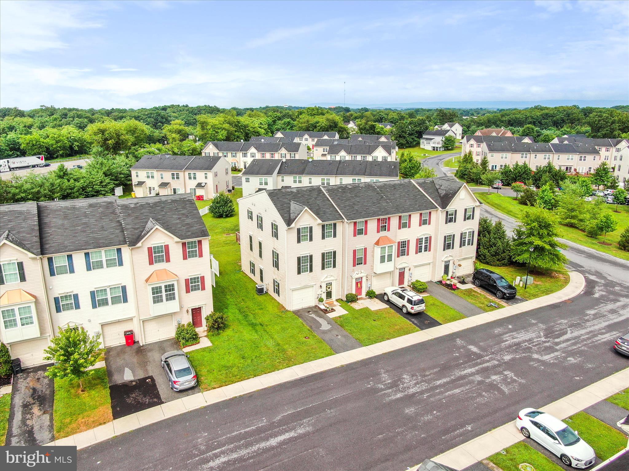 BROOKFIELD - Residential