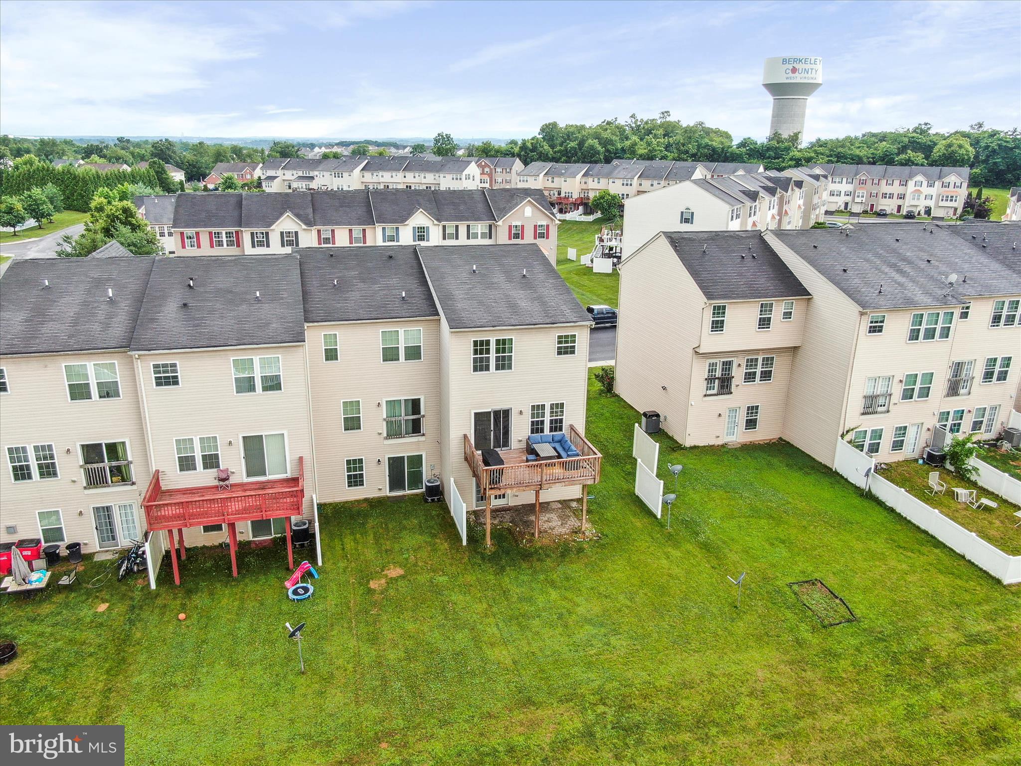 BROOKFIELD - Residential