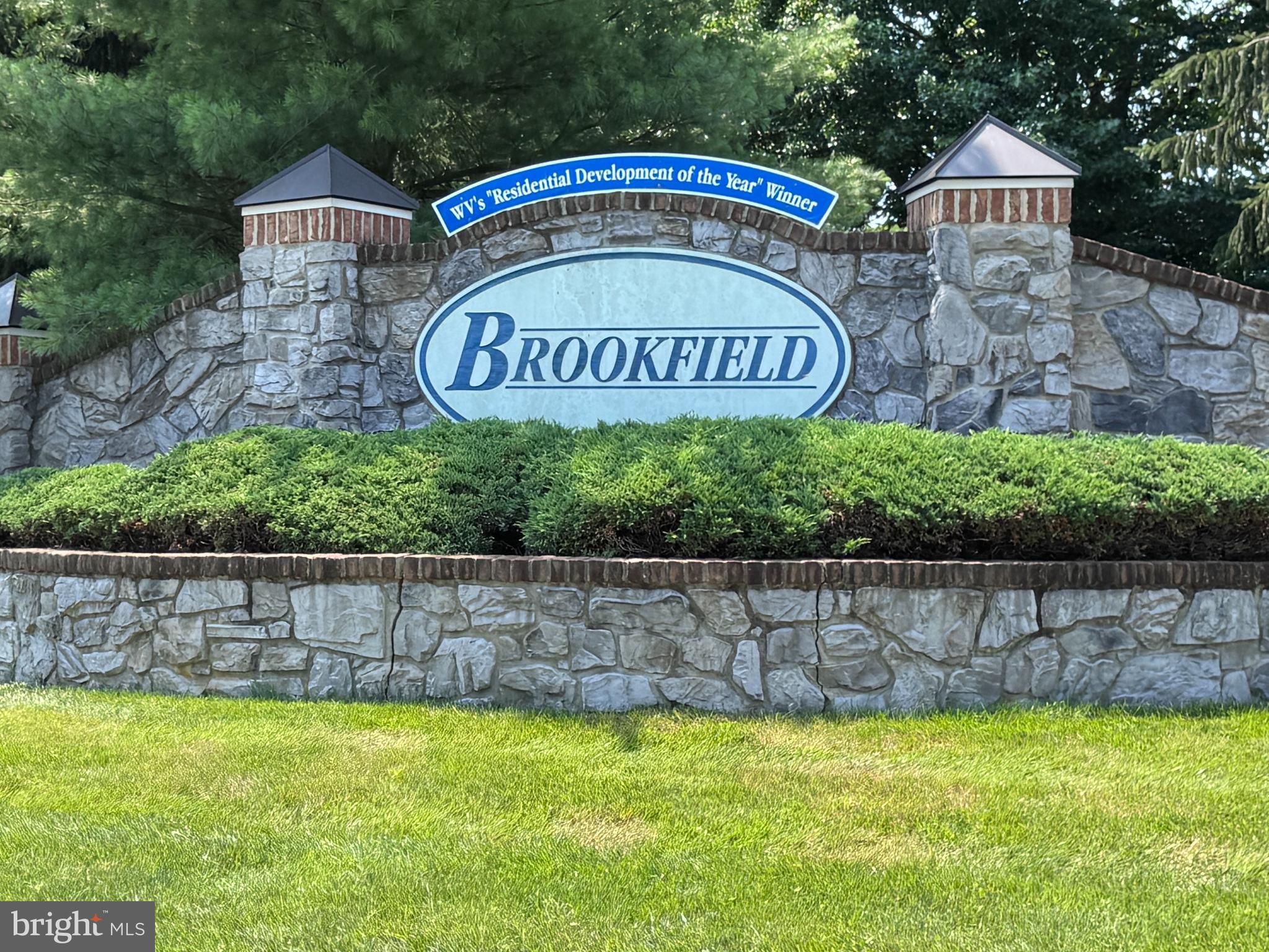 BROOKFIELD - Residential