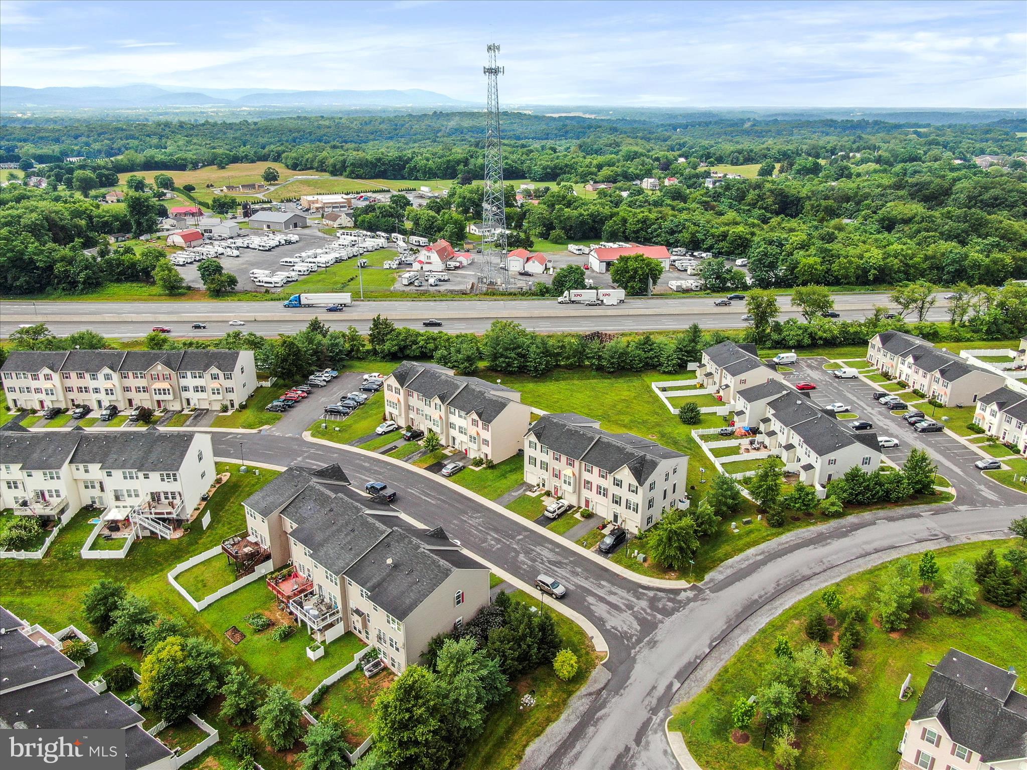 BROOKFIELD - Residential