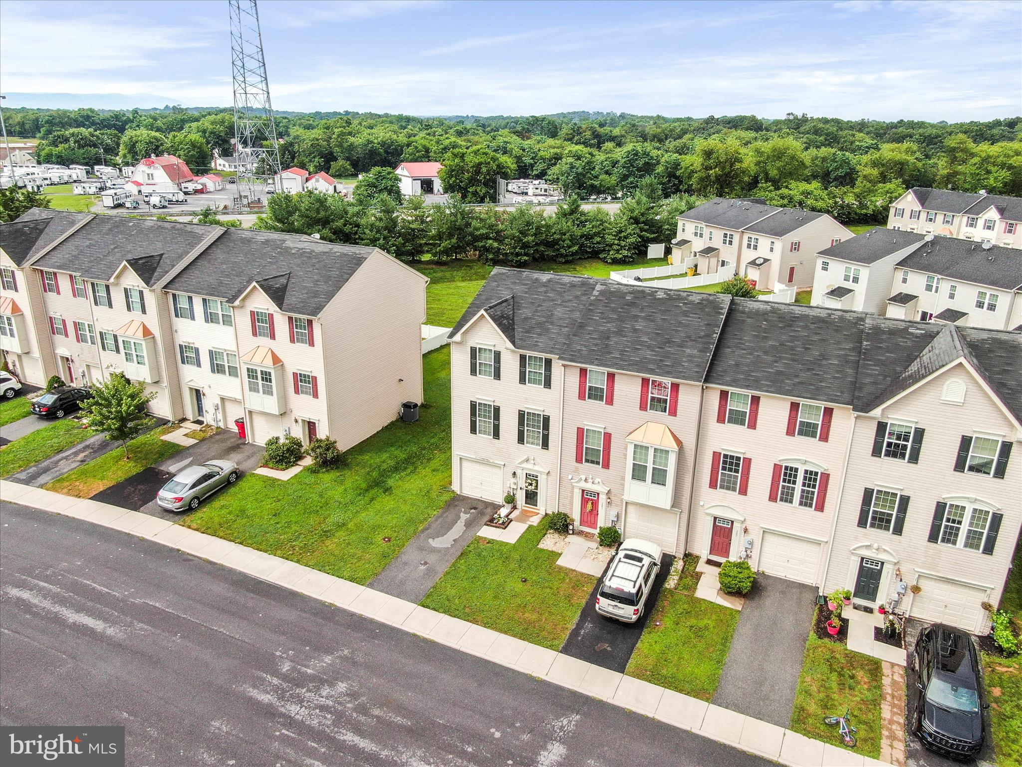 BROOKFIELD - Residential