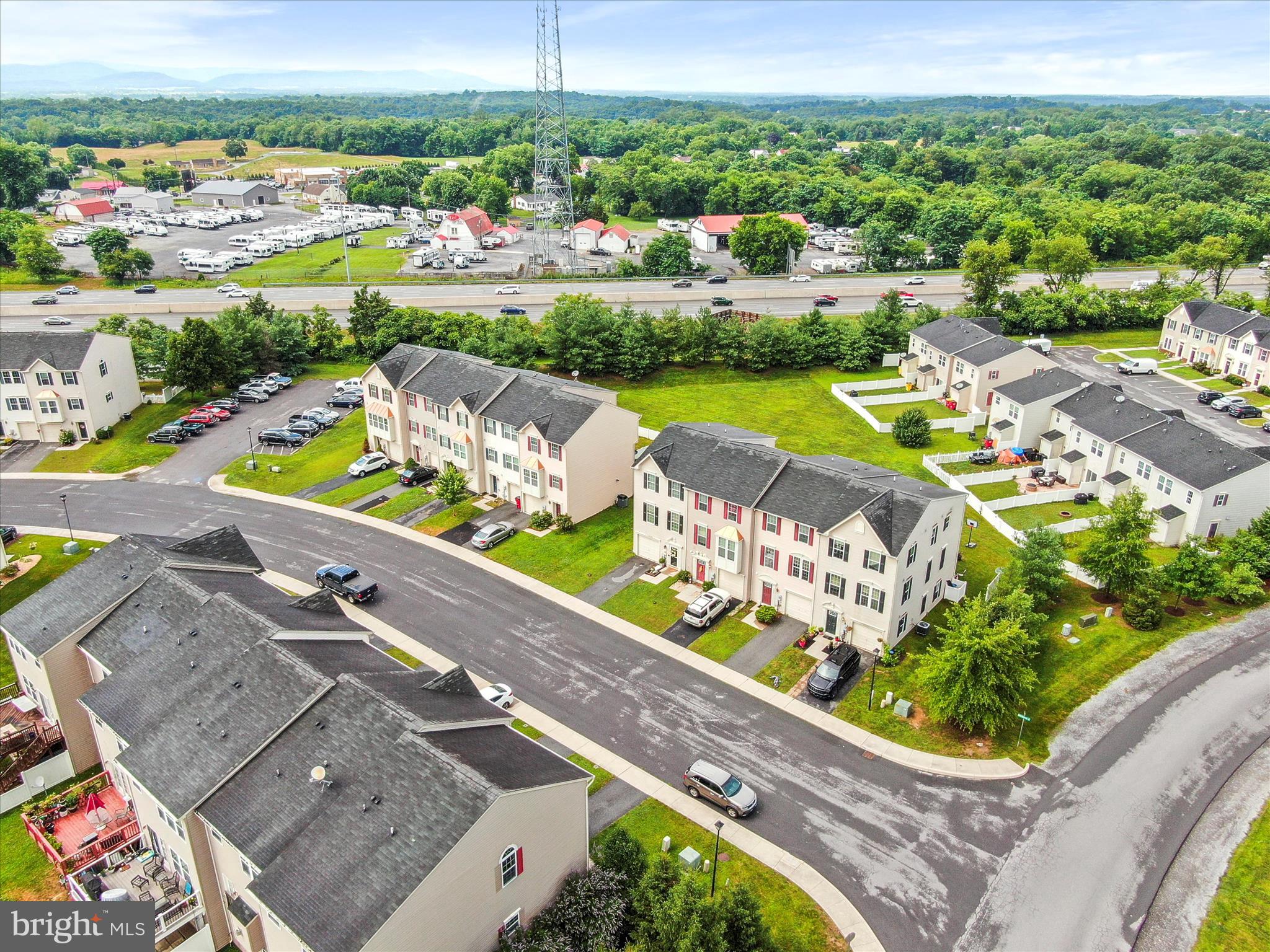 BROOKFIELD - Residential