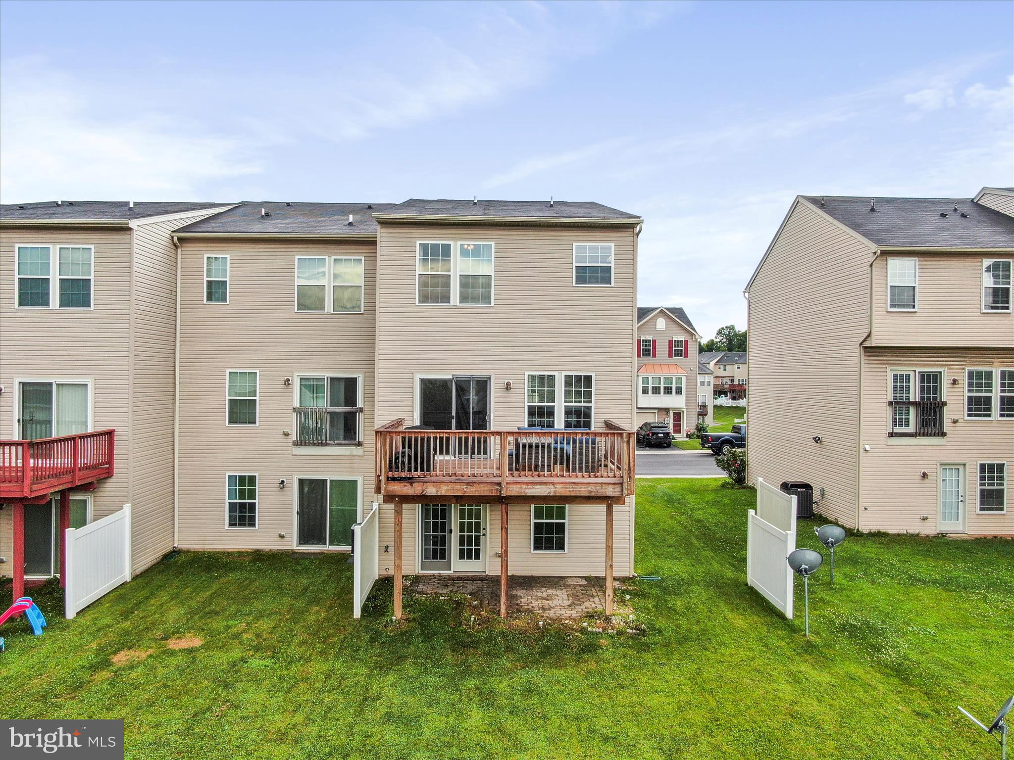 BROOKFIELD - Residential