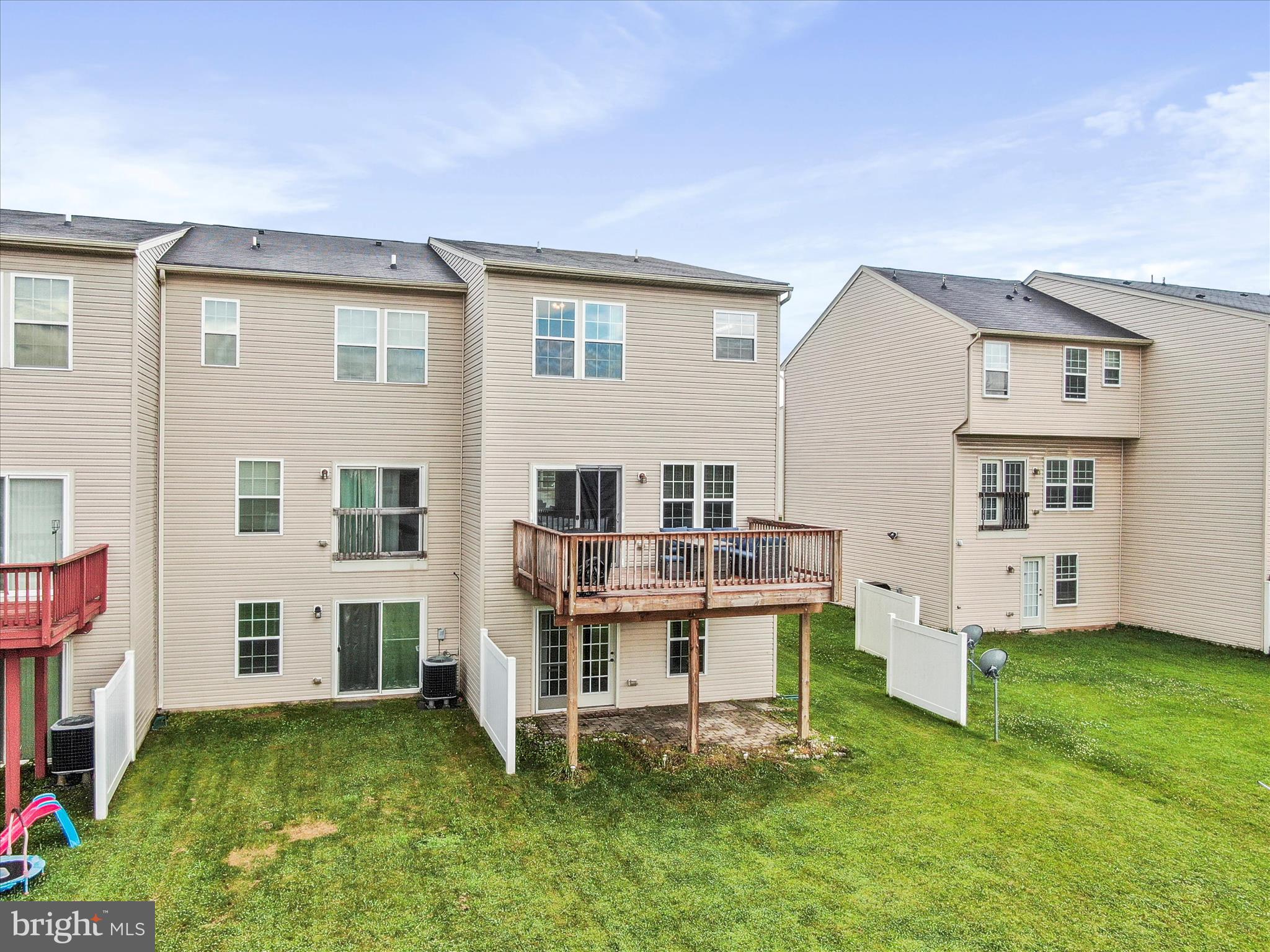 BROOKFIELD - Residential