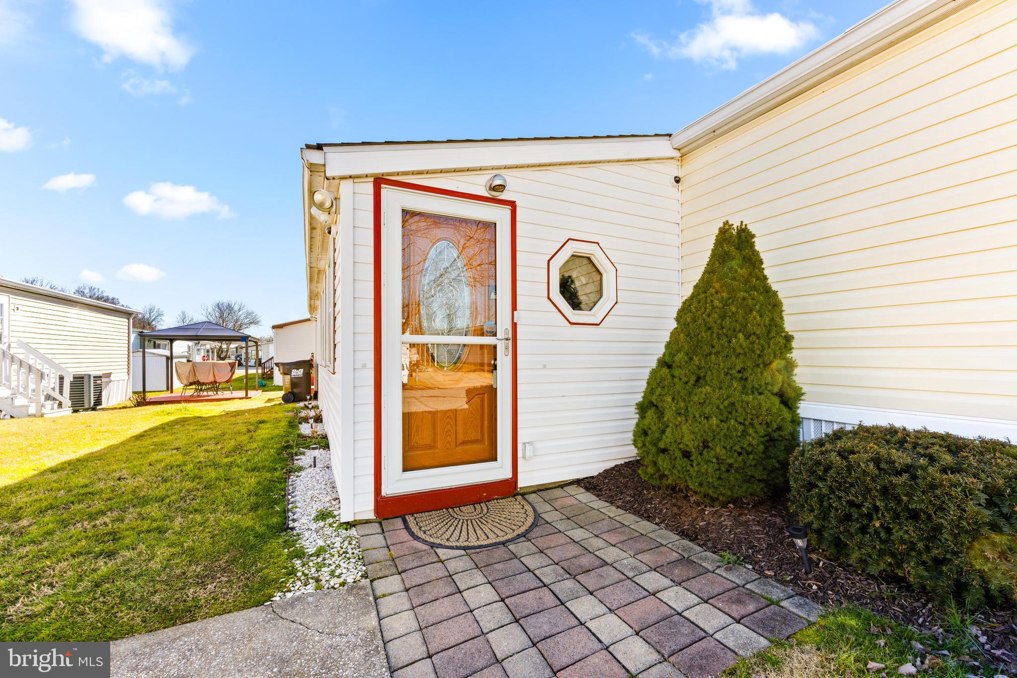 BISCAYNE BAY VILLAGE - Residential