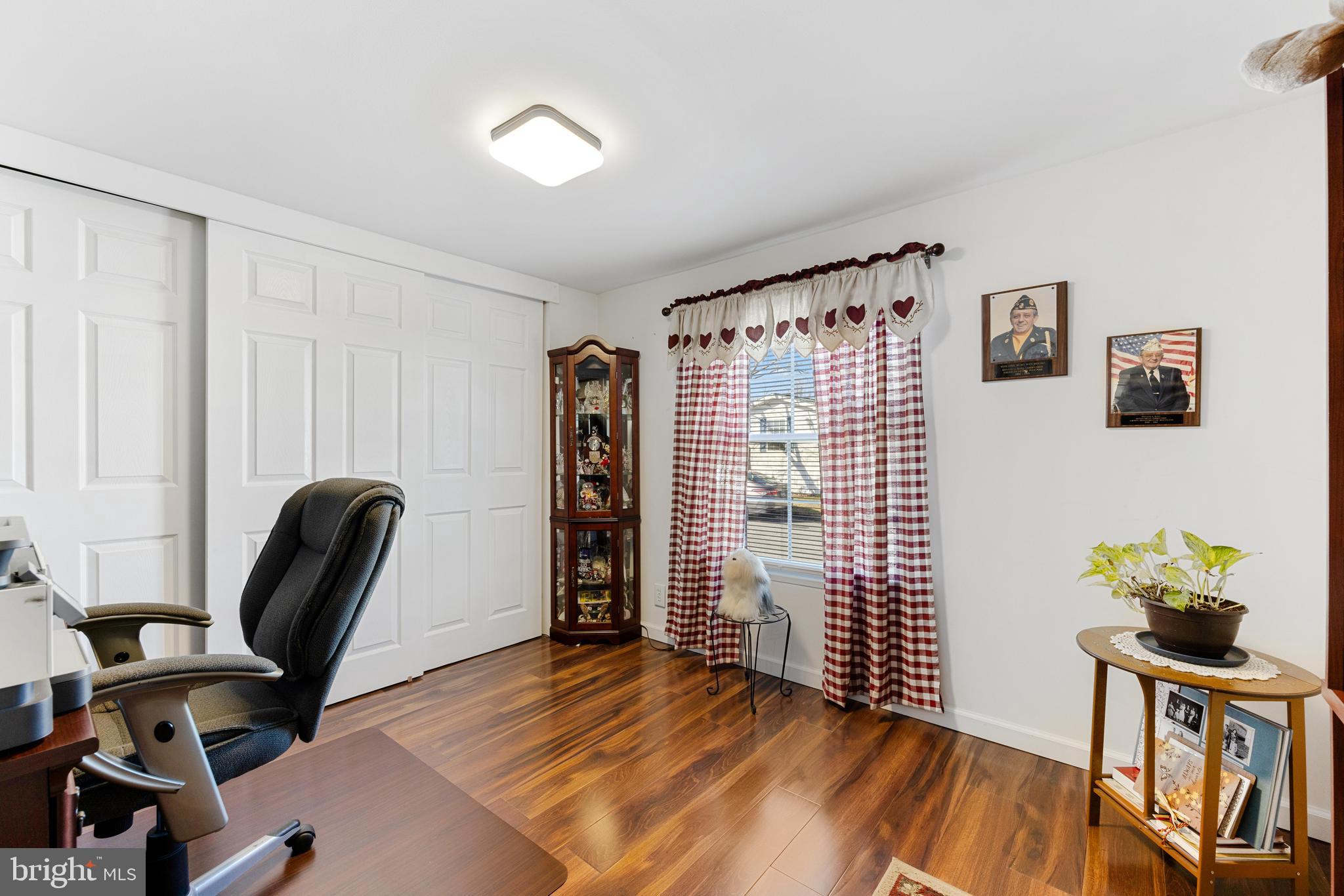 BISCAYNE BAY VILLAGE - Residential