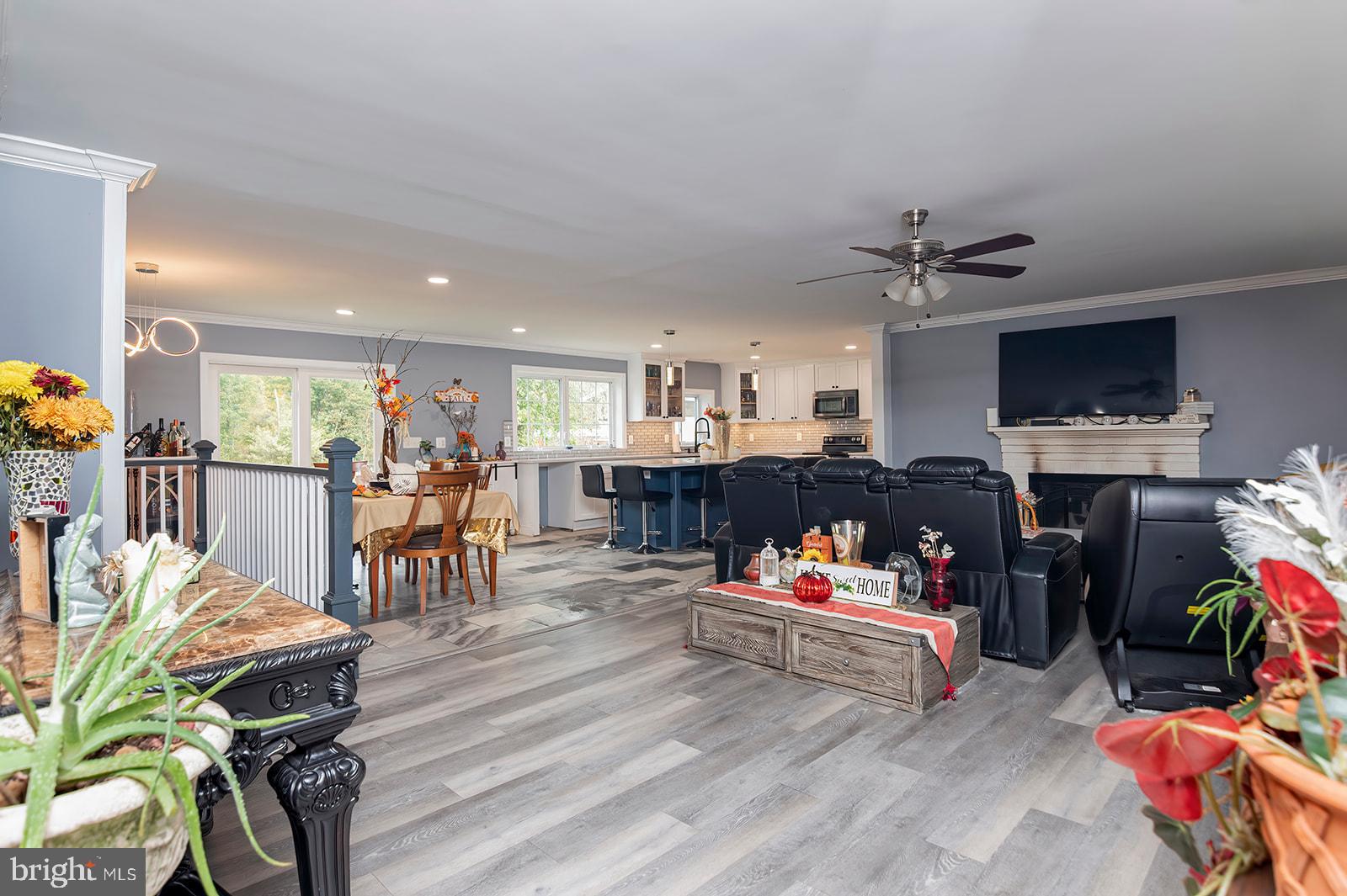 15485 BERLIN TURNPIKE