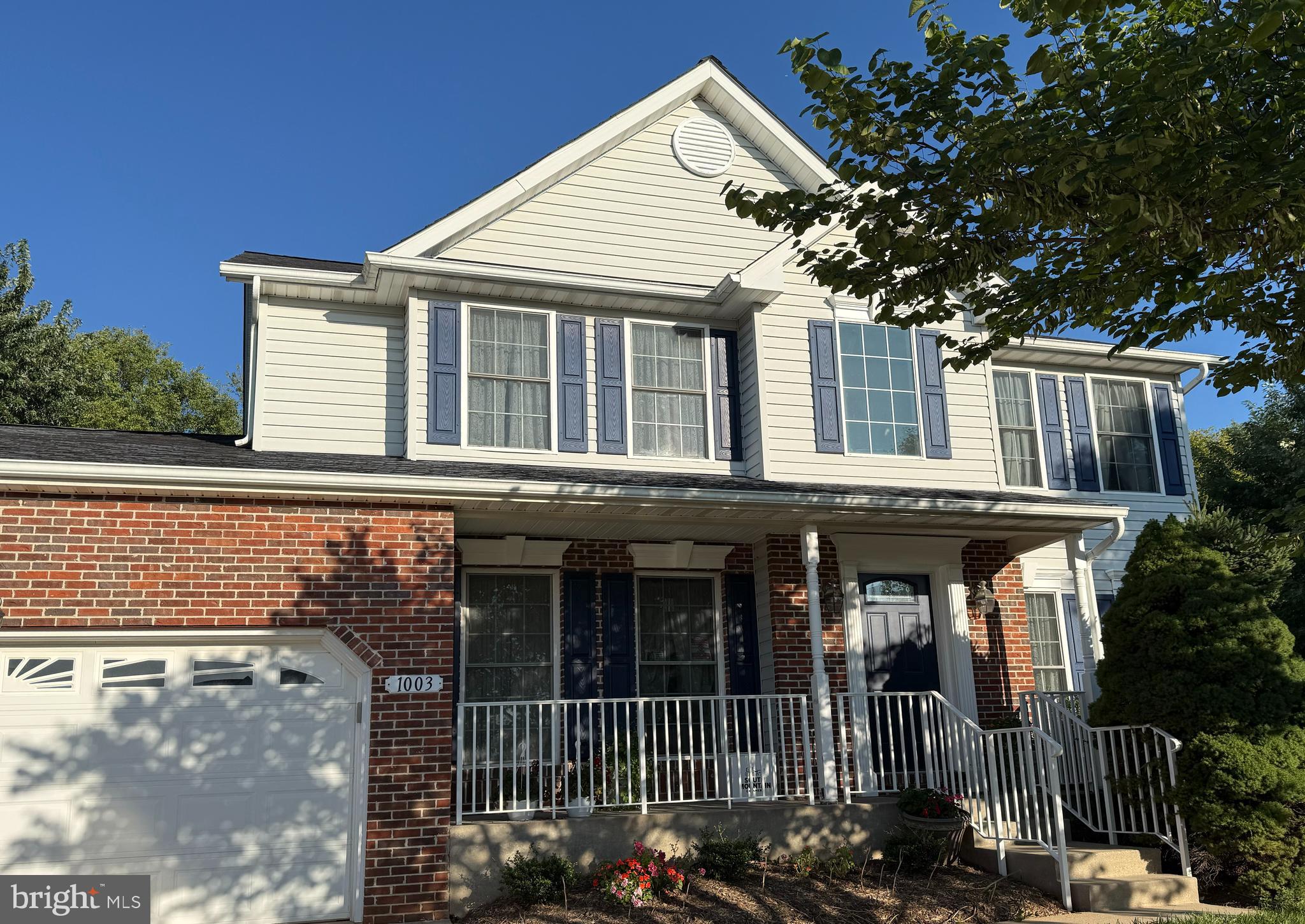 1003 SUMMER SWEET LANE