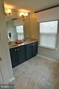 QUIET INHERITANCE - Residential