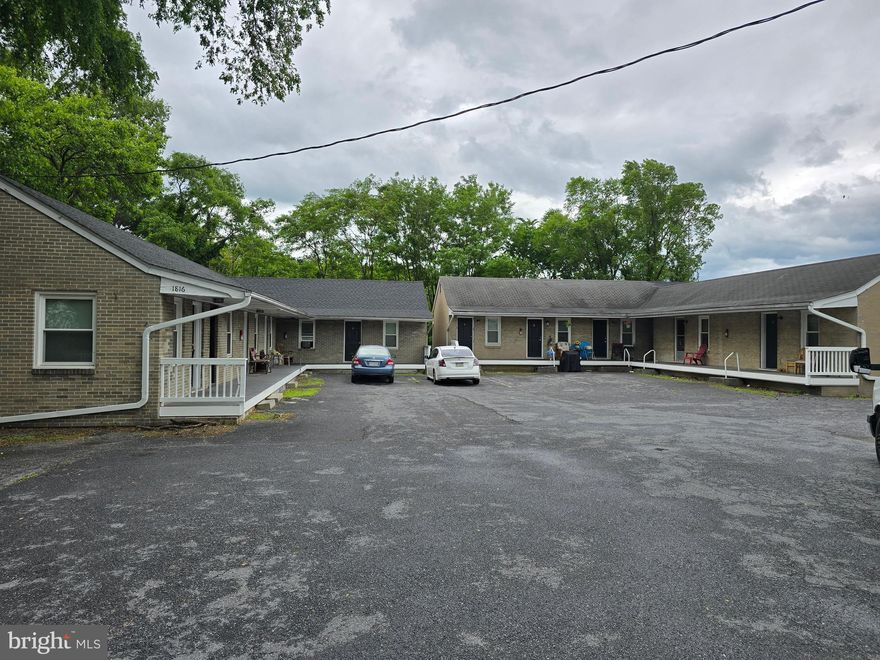 Freshly Remodeled 1 BR  Apartment available. Centered in the heart of Winchester, walking distance to shops, restaurants, and entertainment. Utilities and WIFI are included at no charge. No pets allowed. Come and enjoy all of what Winchester has to offer. 

On-site Laundromat, WIFI and Camera Monitoring.