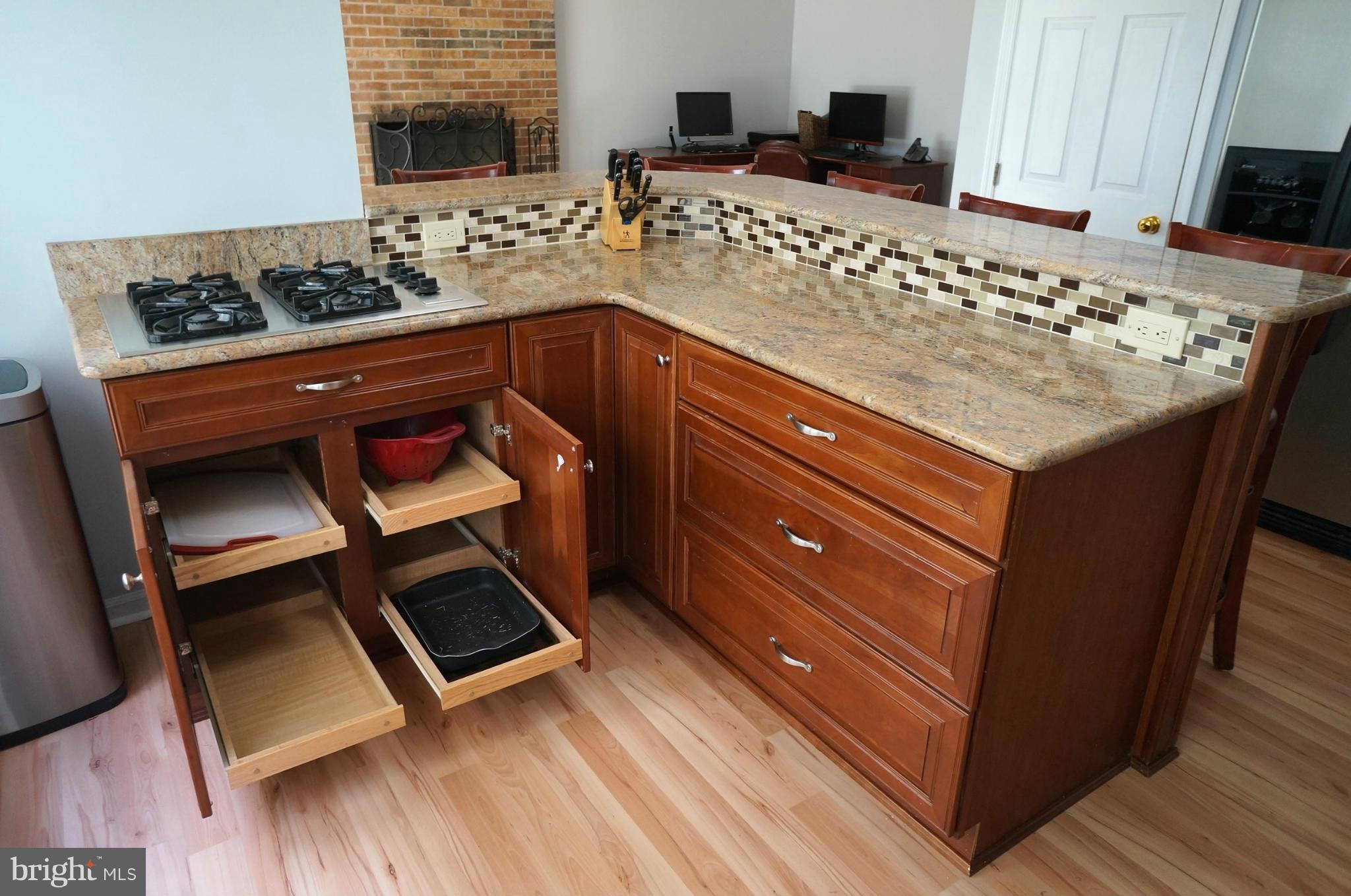 SETTLERS LANDING - Residential