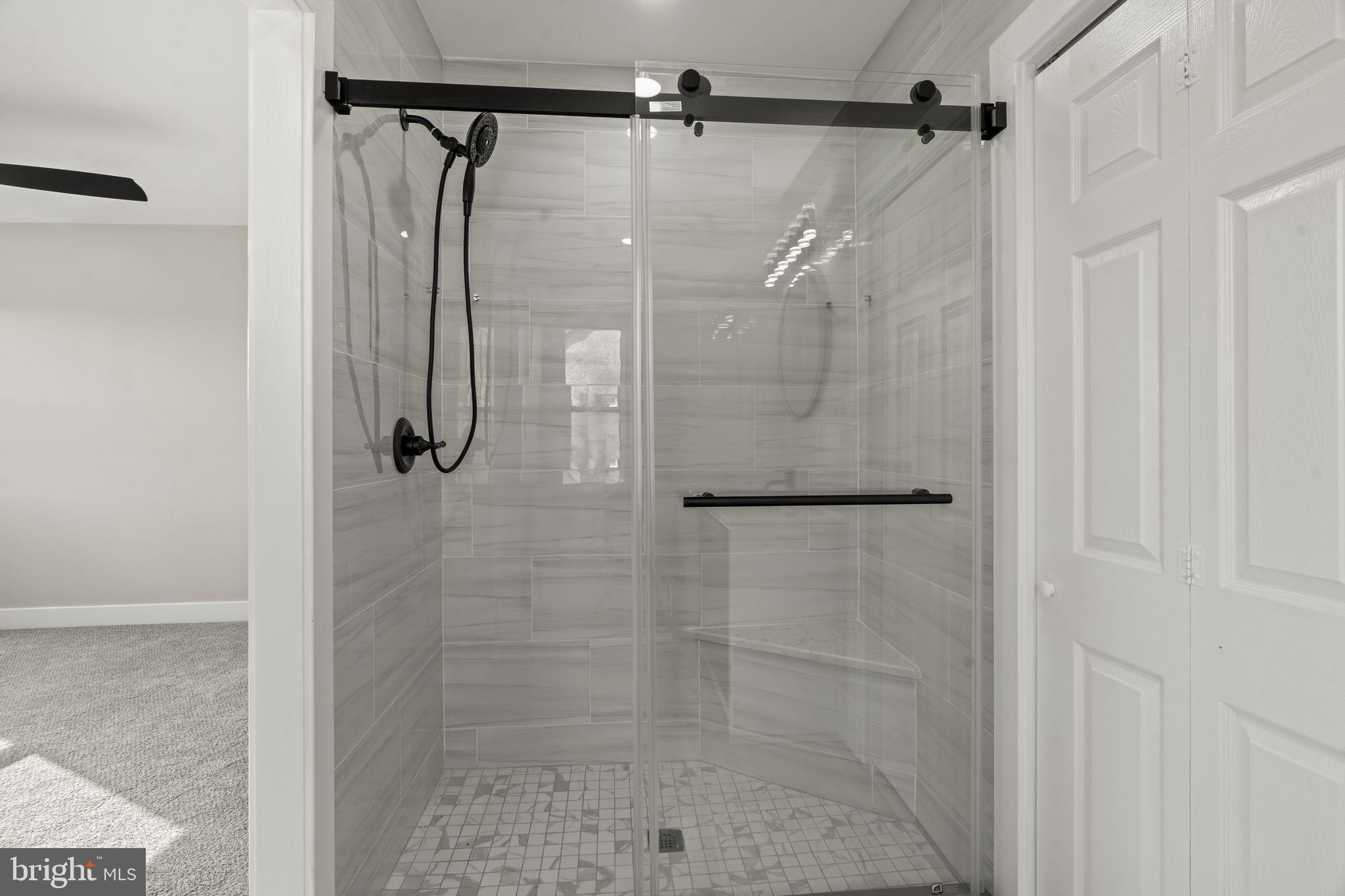 WEST OAK LANE - Residential