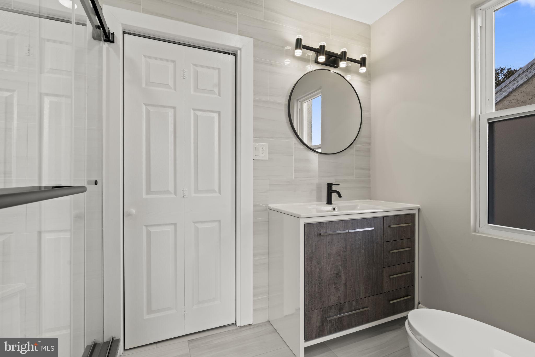 WEST OAK LANE - Residential