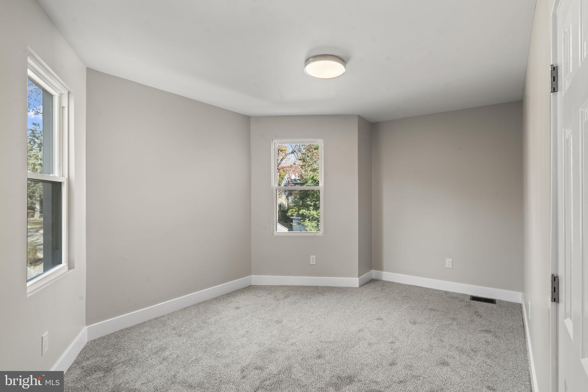 WEST OAK LANE - Residential