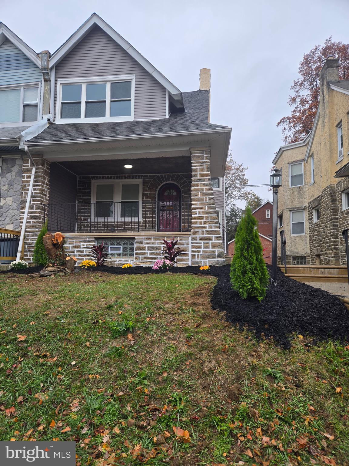 WEST OAK LANE - Residential