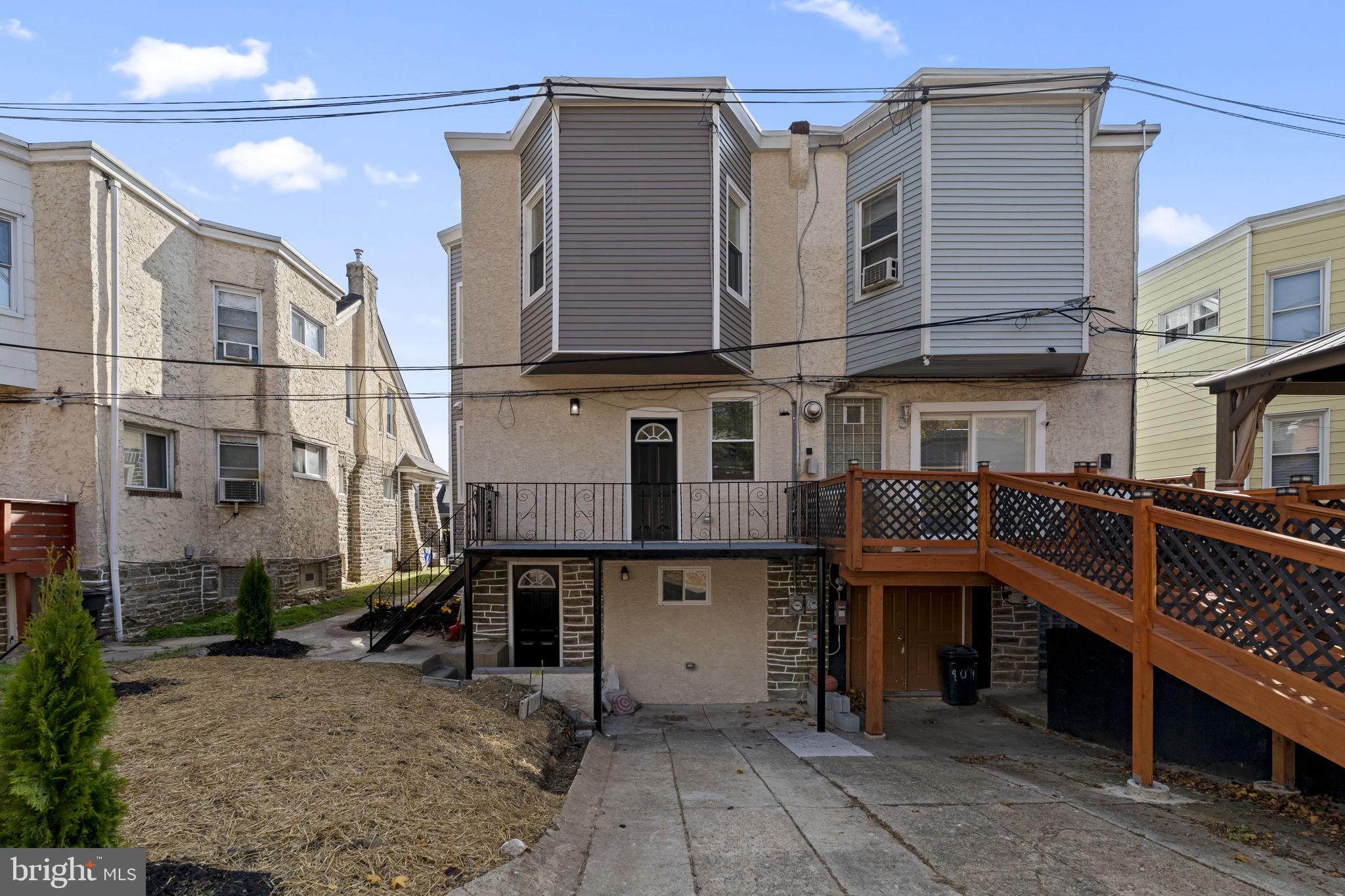 WEST OAK LANE - Residential