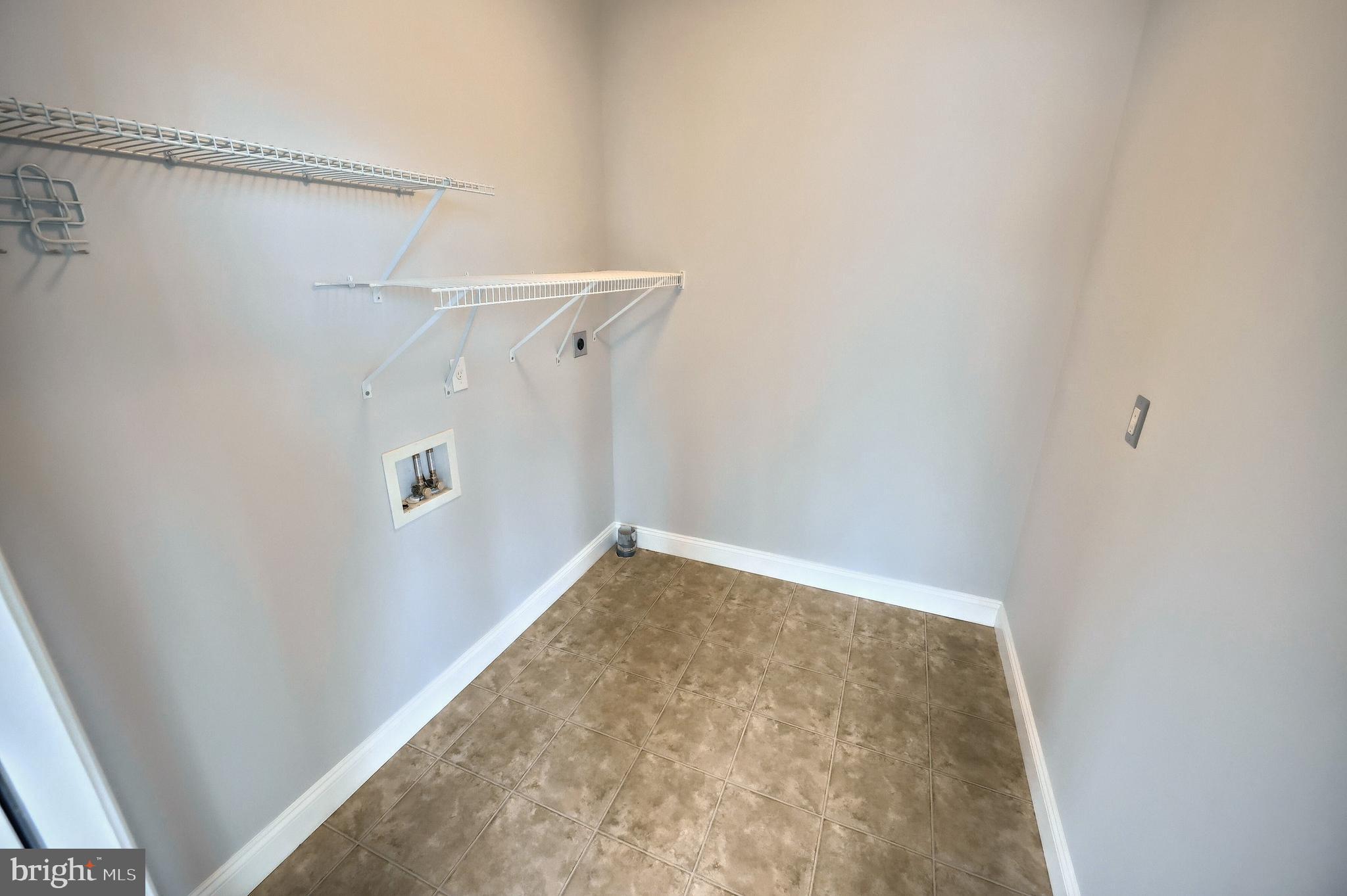 SAGE HILL - Residential