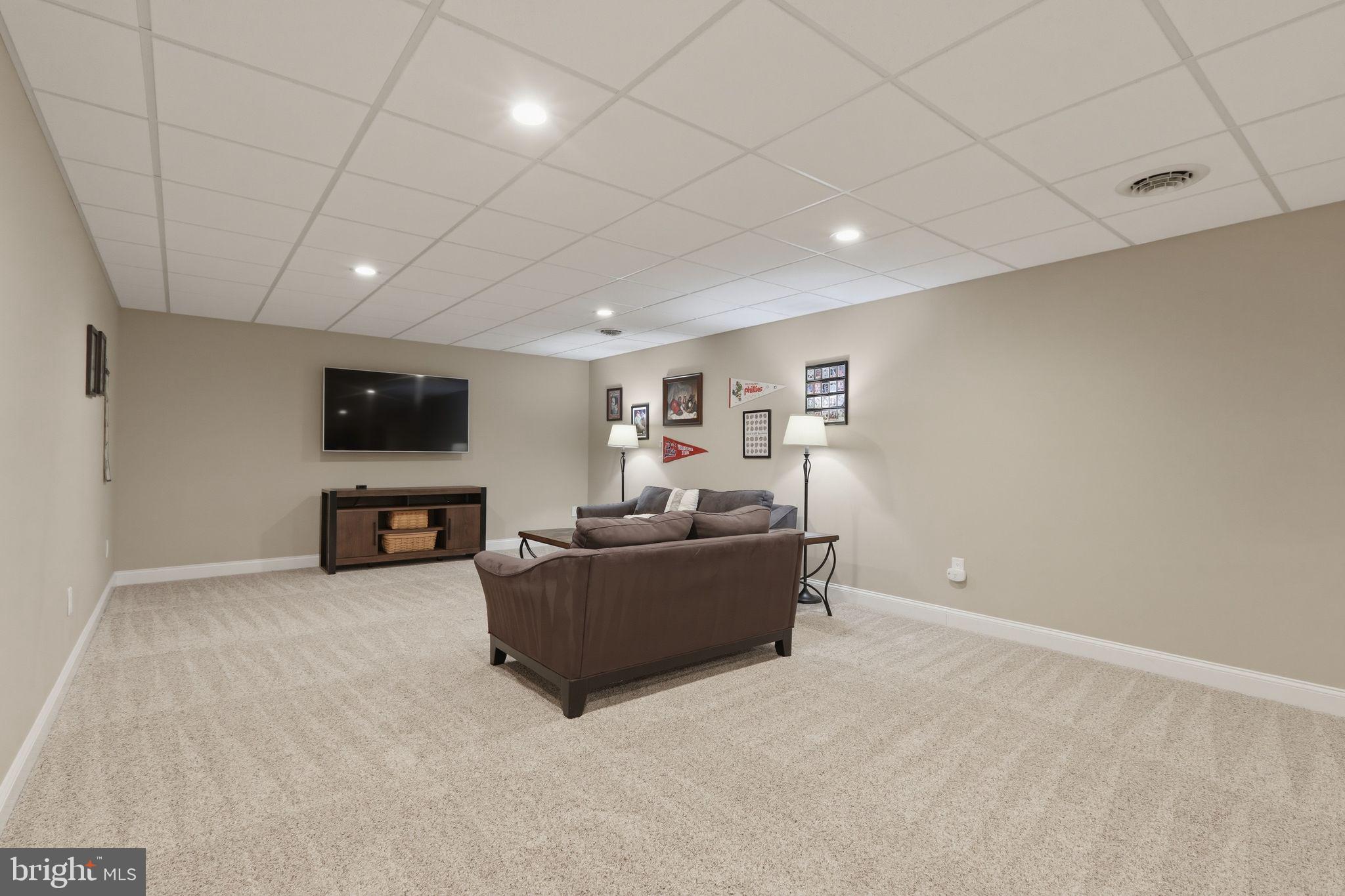 CHESTNUT RIDGE ESTATES - Residential