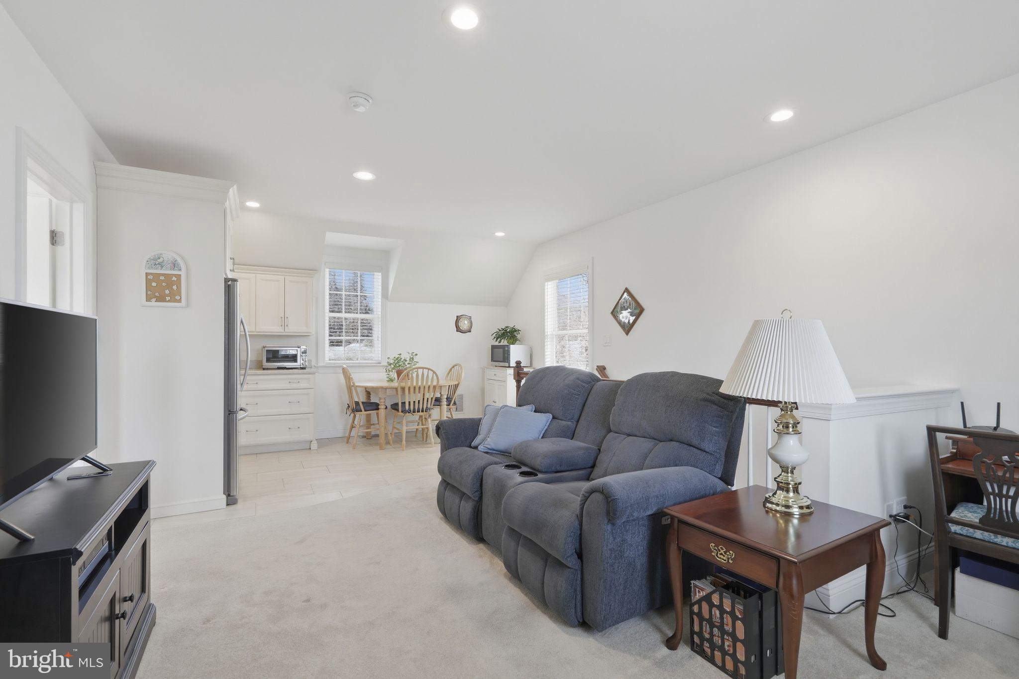 CHESTNUT RIDGE ESTATES - Residential