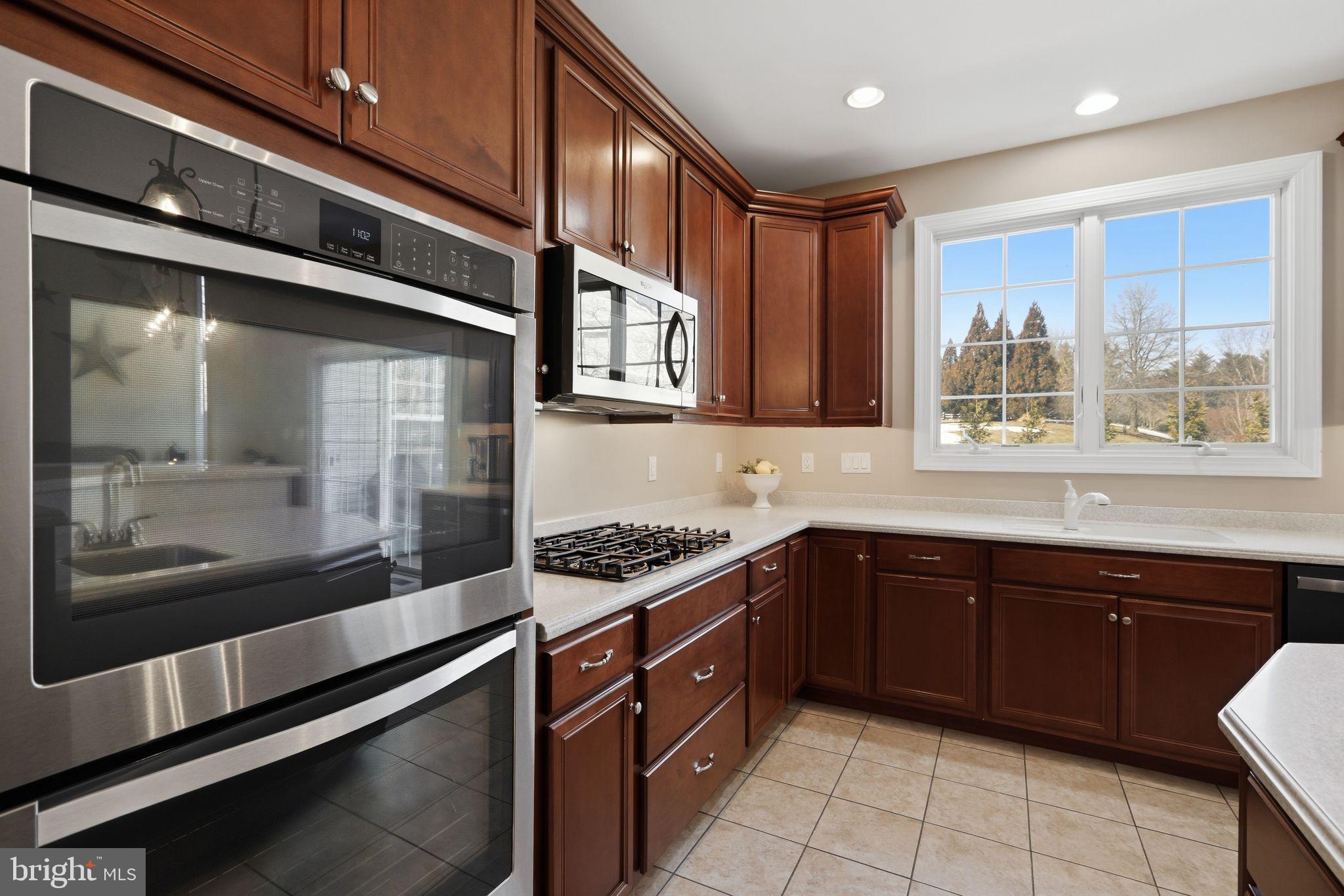 CHESTNUT RIDGE ESTATES - Residential