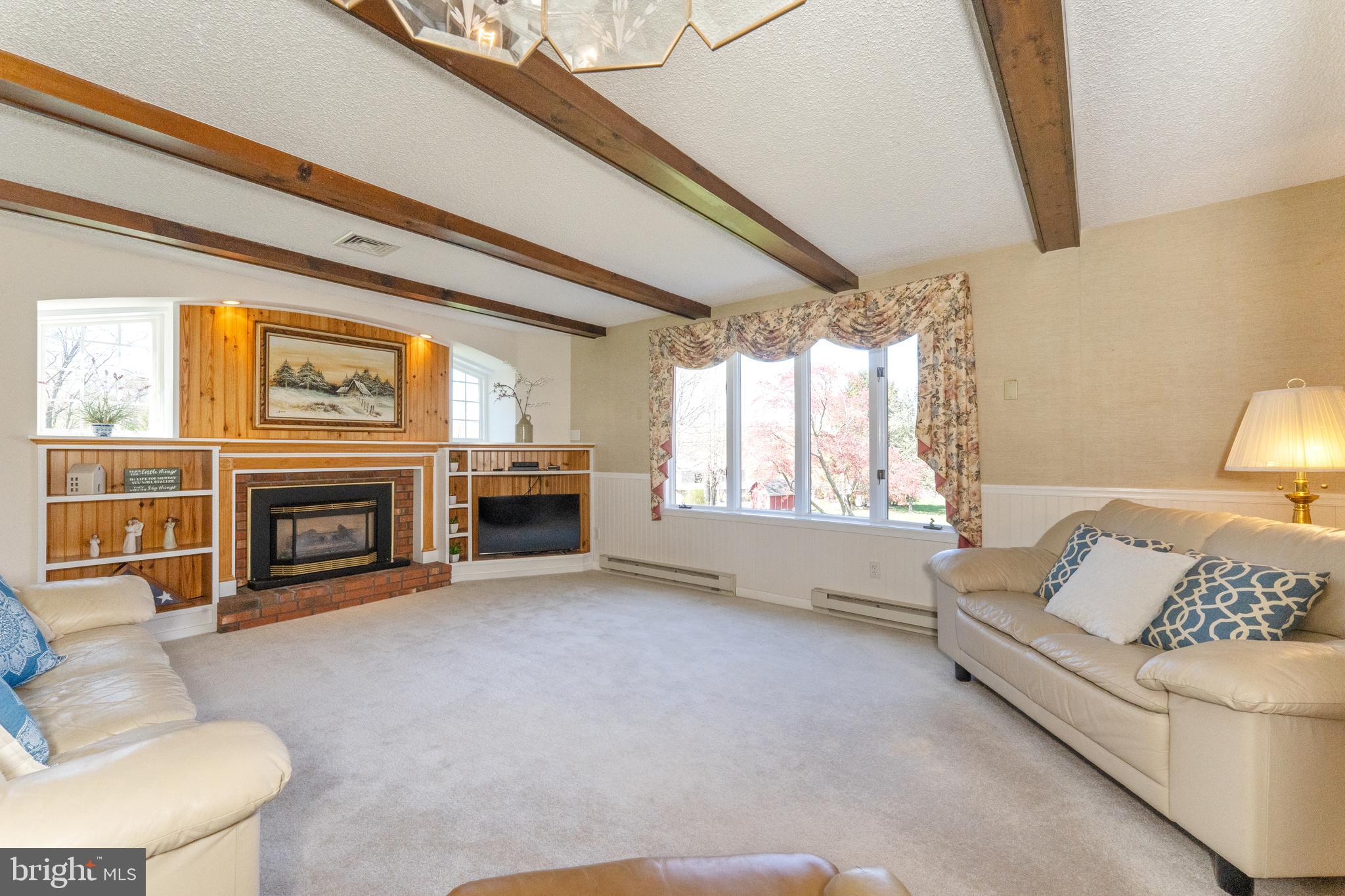 VALLEY VIEW - Residential