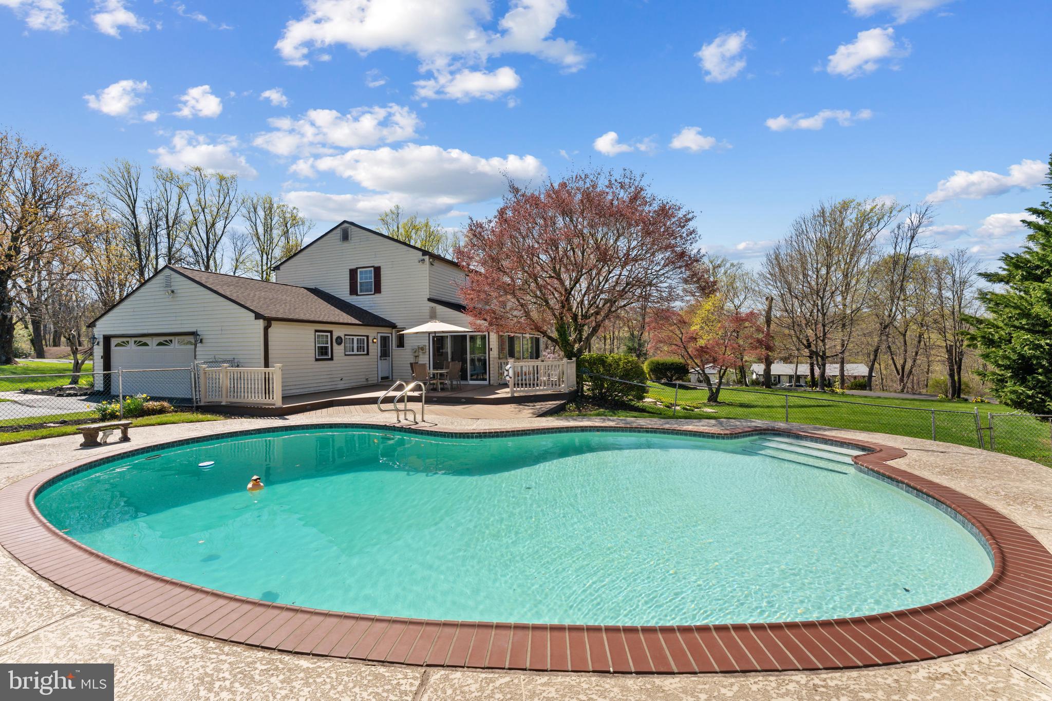 VALLEY VIEW - Residential