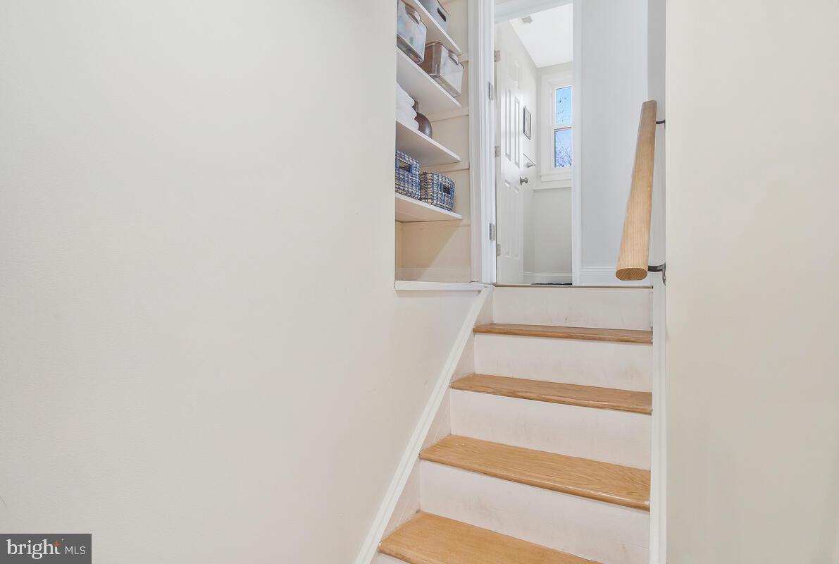 KERBY HILL - Residential Lease