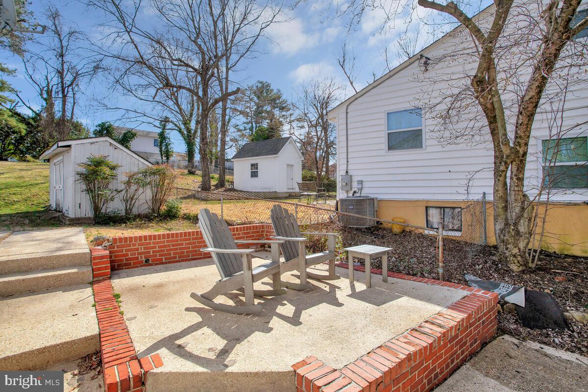 KERBY HILL - Residential Lease