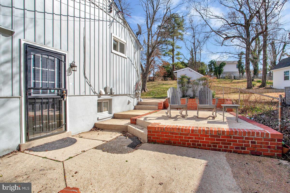 KERBY HILL - Residential Lease