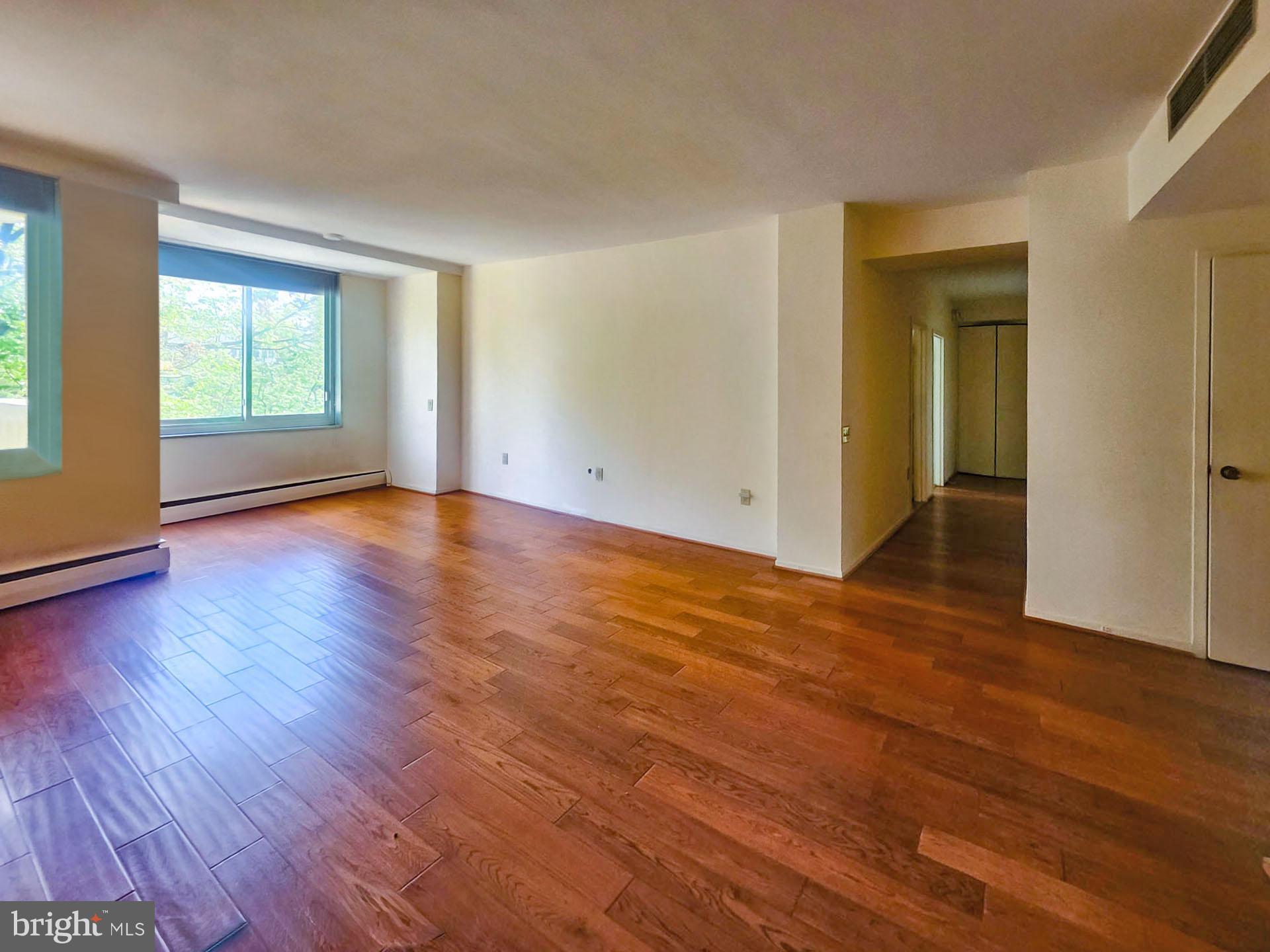 PRESIDENTIAL ESTS - Residential