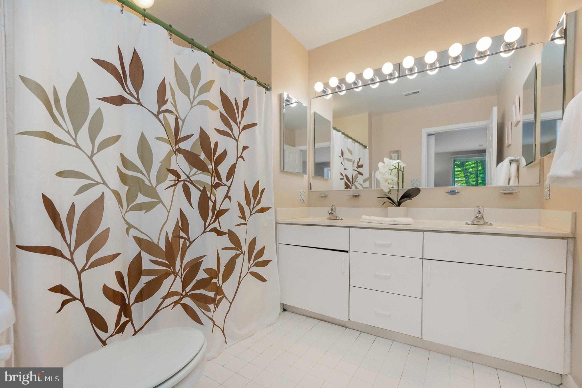 WEXFORD GARDEN CONDOMINIUMS - Residential