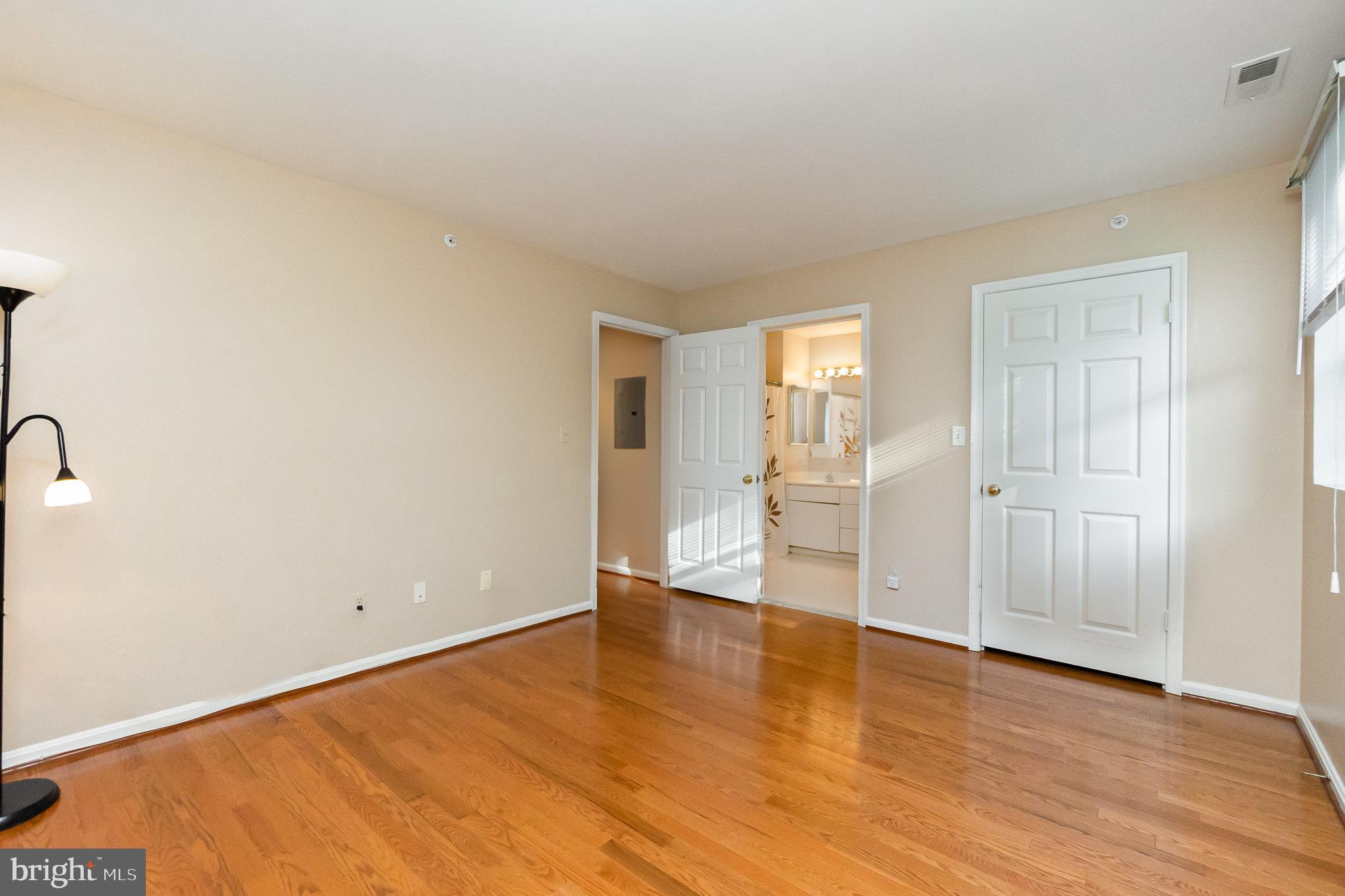 WEXFORD GARDEN CONDOMINIUMS - Residential