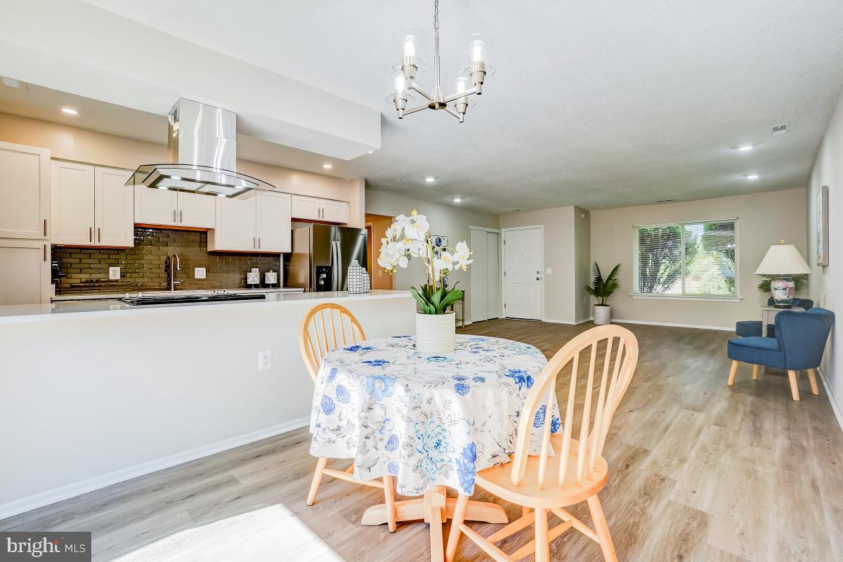 ROSSMOOR MUTUAL #13 - Residential