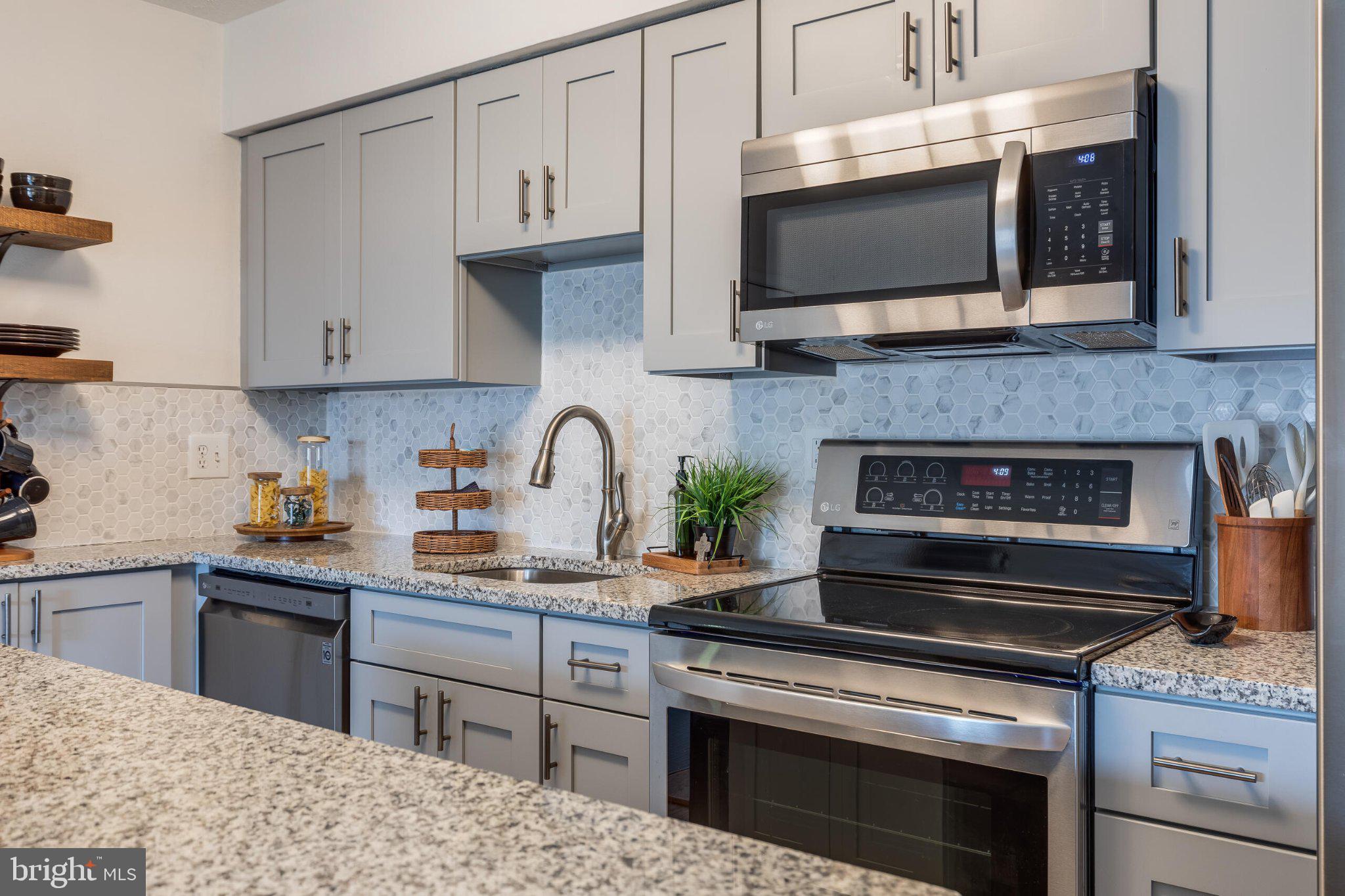 3305 WYNDHAM CIRCLE 354