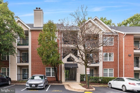 Photo of 3305 Wyndham Circle #354, ALEXANDRIA, VA 22302 (MLS # VAAX2066682)