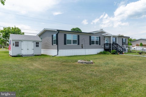 Mobile Home For Sale - 142 Angle Drive Dr<br/> Berkeley County, INWOOD, WV 25428