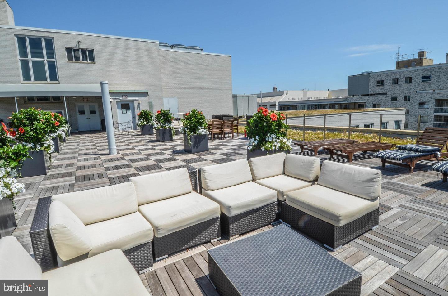 2475 NW VIRGINIA AVENUE NW 908