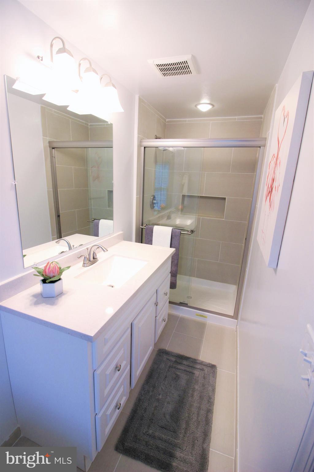 FOX HILLS - Residential